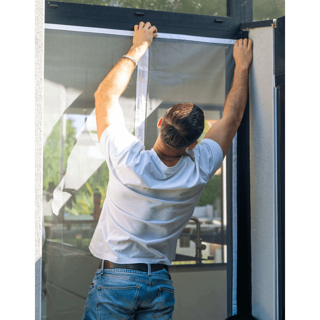 Installation moustiquaire porte magnétique